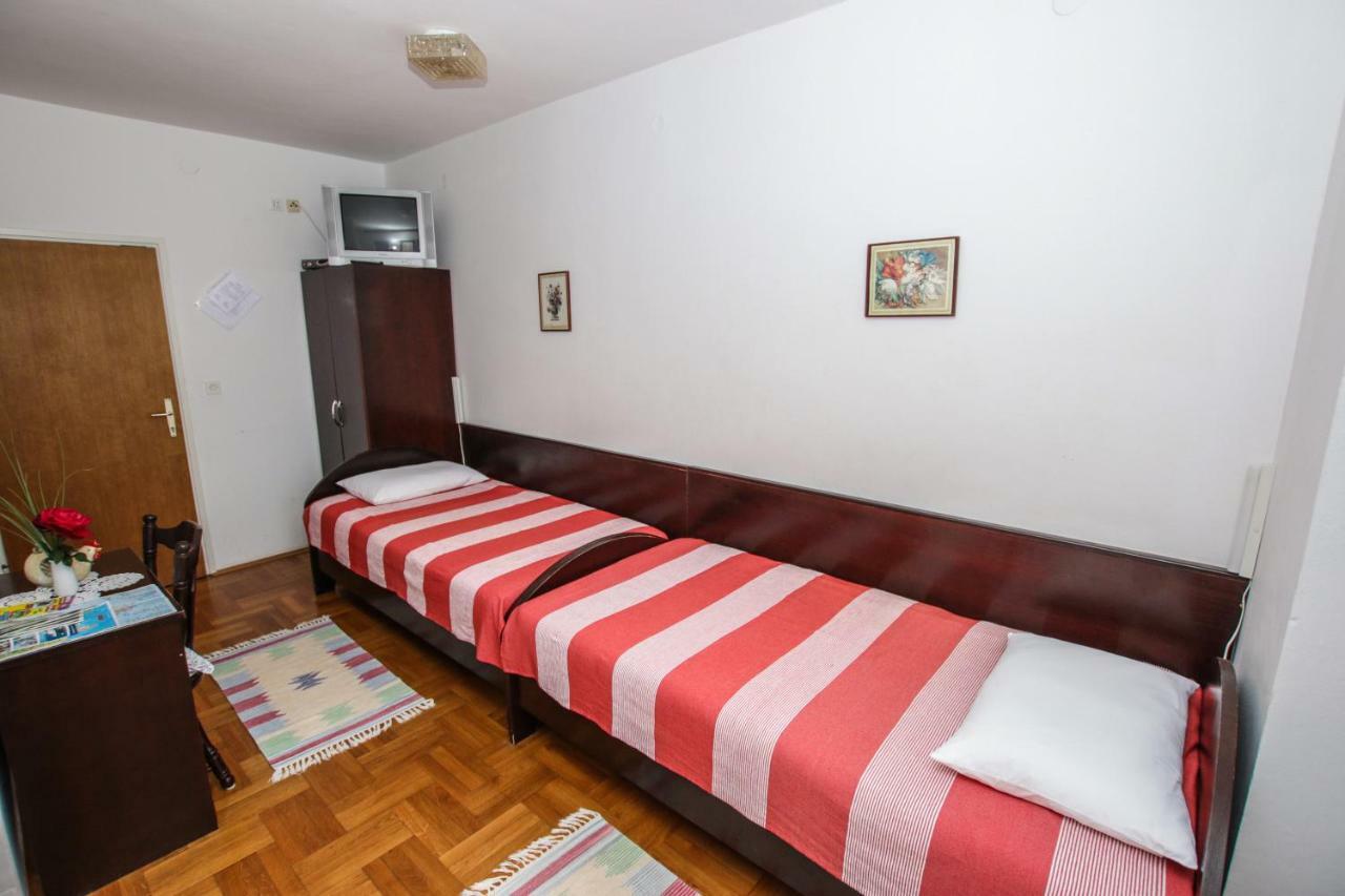 Apartmani Janja Porec Exterior photo