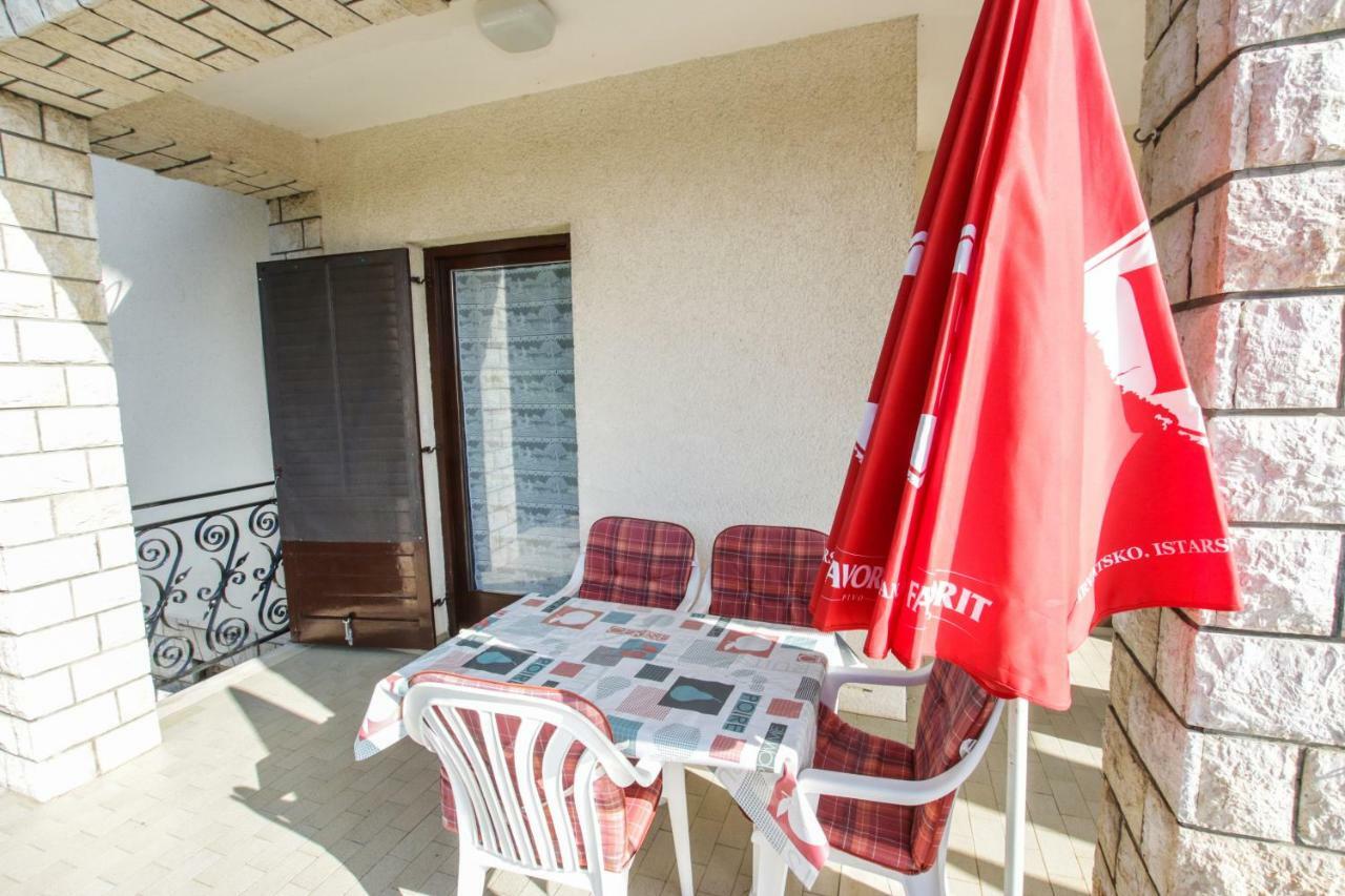 Apartmani Janja Porec Exterior photo